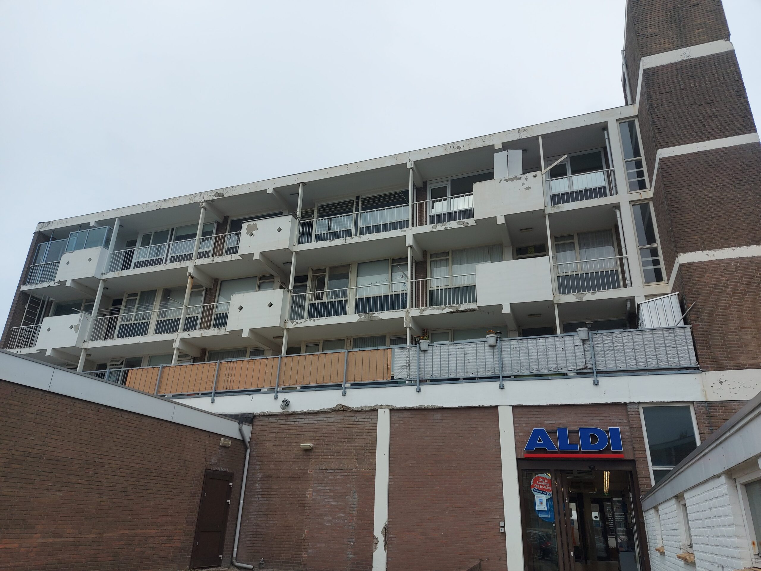 Loosduinse hoofdkade voor betonrenovatie